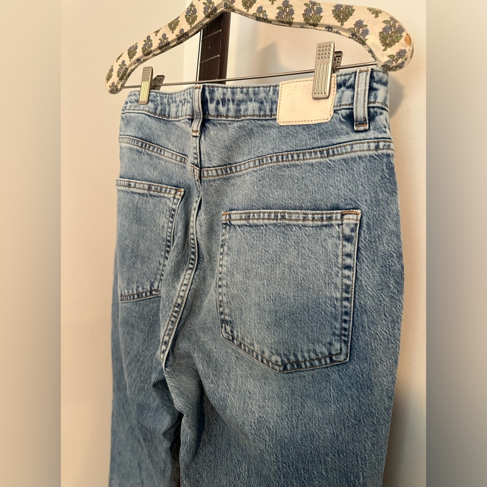 ZARA WOMENS JEANS